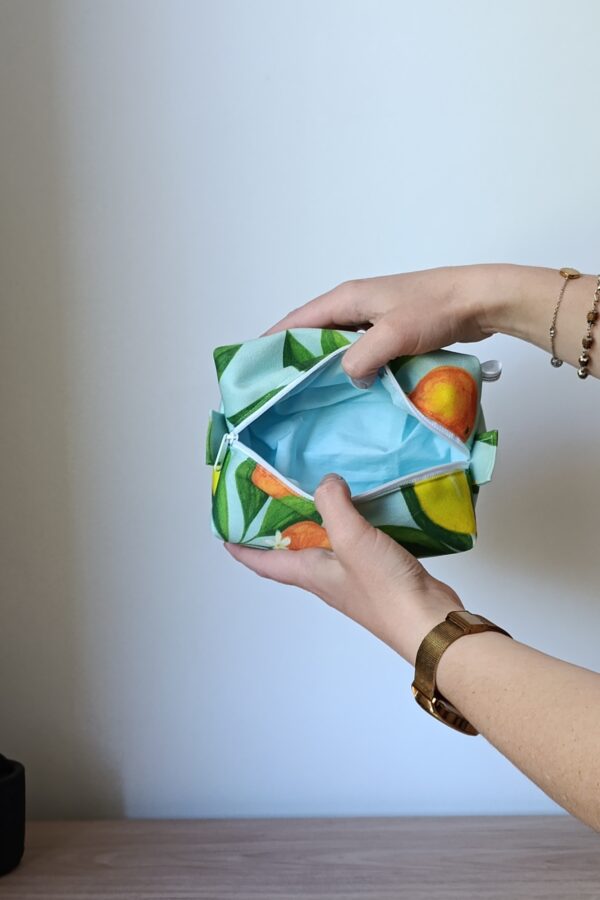 Petite pochette unique – Coton citron et bleue ciel